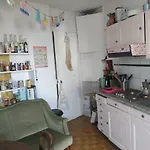 Charming Apartment Near Montmartre